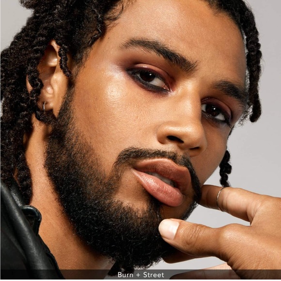 HAUS| Gel pencil eyeliner in shade “STREET” - Picture 11 of 11